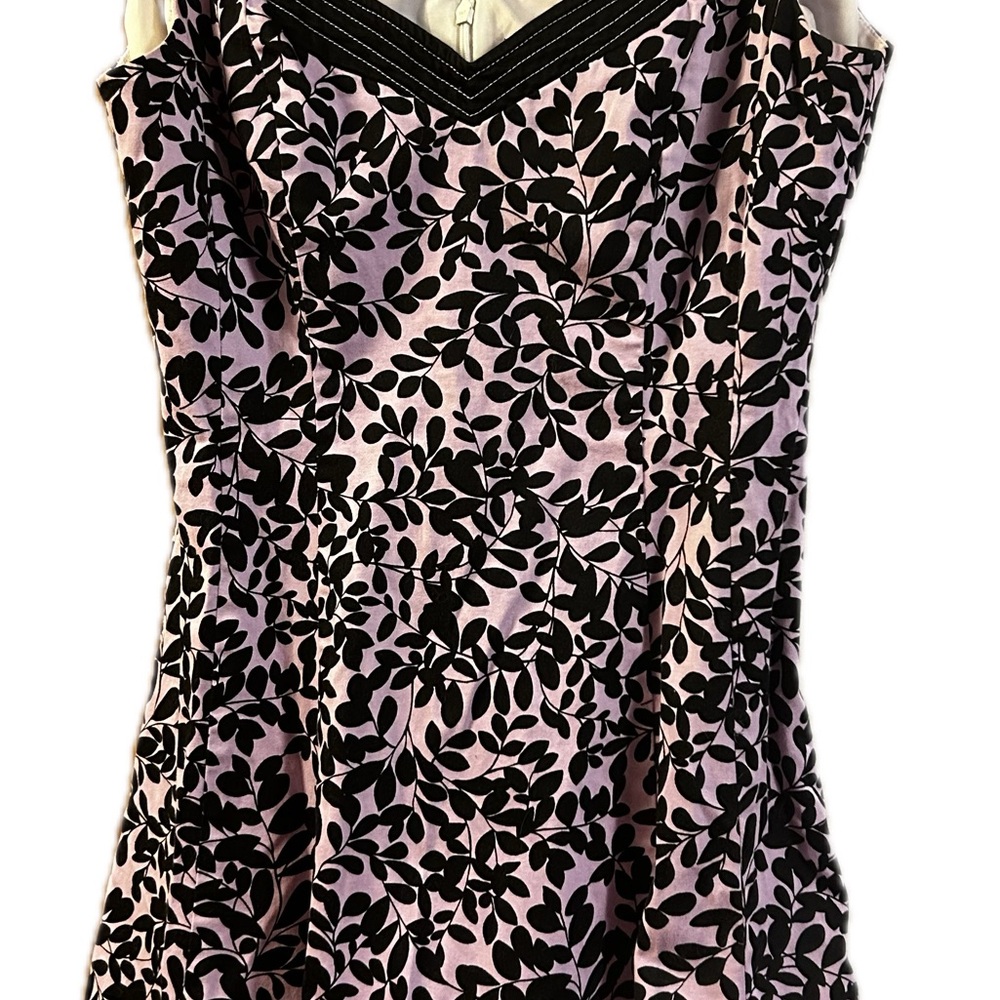 Jones New York Size 6 pink and black sleeveless dress